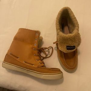 Sperry sneaker boots - size 10